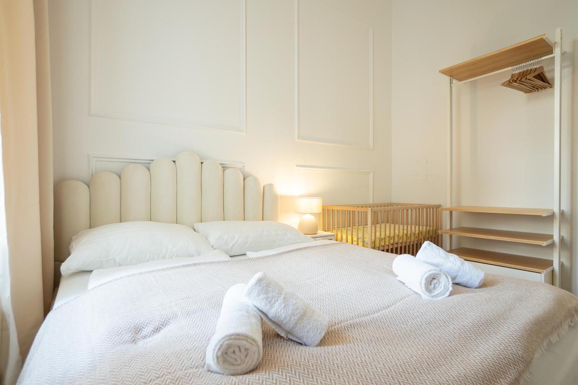 וינה Vibrant 107 M2 Flat In The City Center מראה חיצוני תמונה