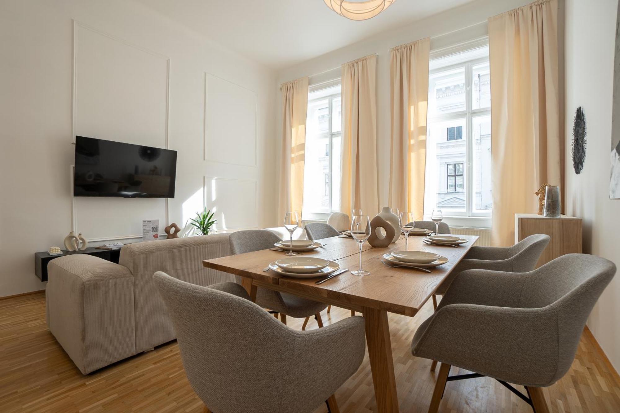 וינה Vibrant 107 M2 Flat In The City Center מראה חיצוני תמונה