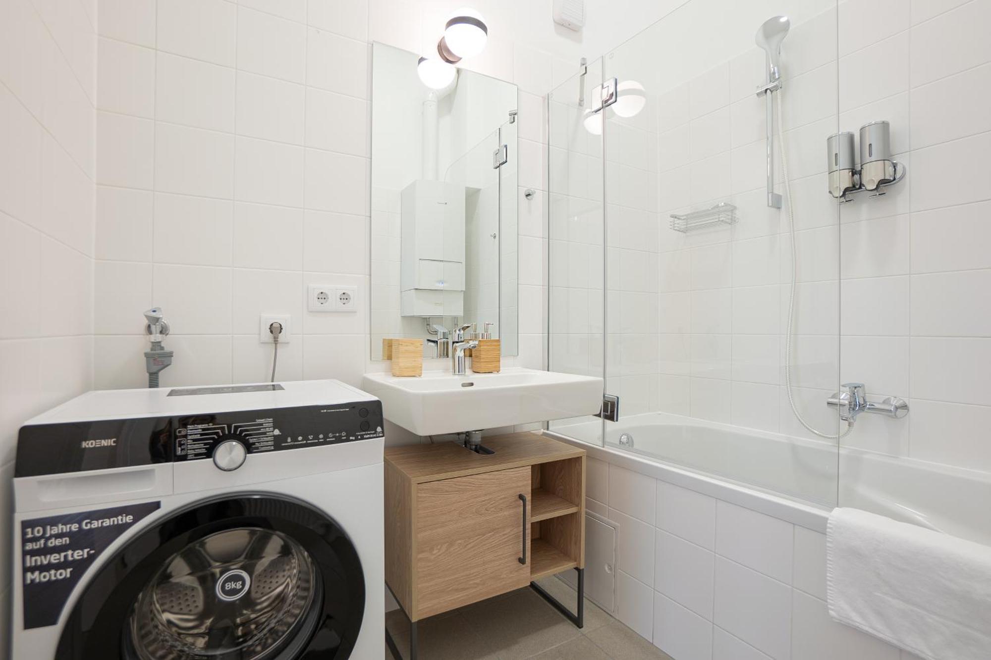 וינה Vibrant 107 M2 Flat In The City Center מראה חיצוני תמונה