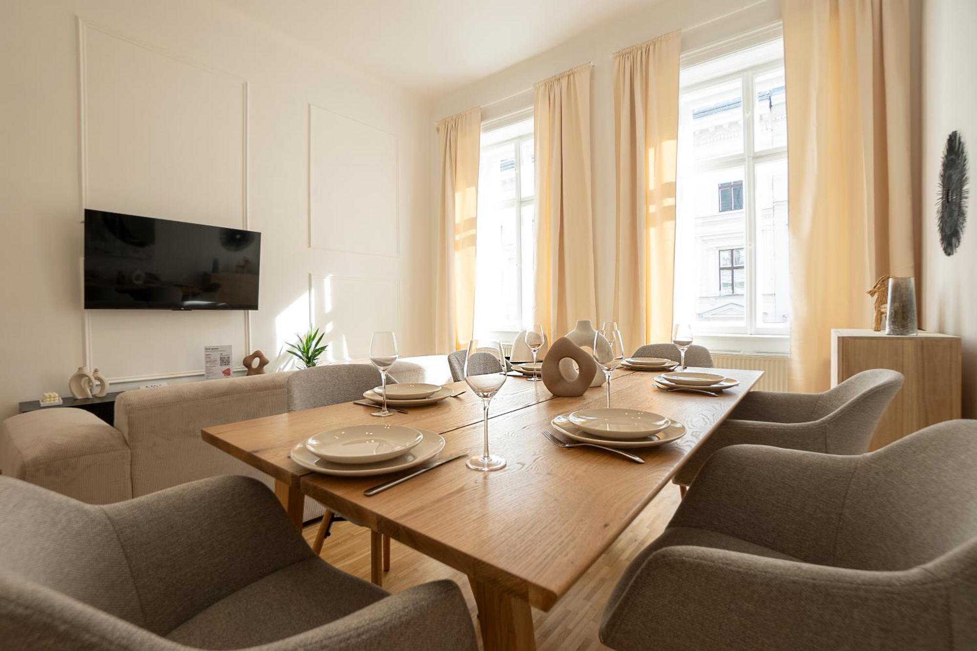 וינה Vibrant 107 M2 Flat In The City Center מראה חיצוני תמונה